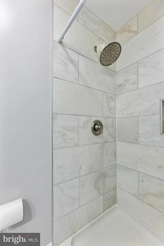 123 WALNUT ST NW, Washington, DC 20012