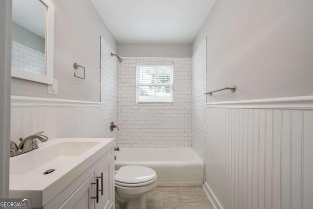 880 Saint Charles Avenue NE, Atlanta, GA 30306