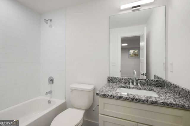880 Saint Charles Avenue NE, Atlanta, GA 30306