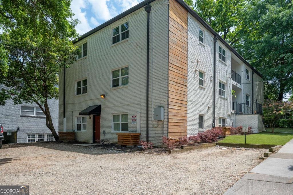 880 Saint Charles Avenue NE, Atlanta, GA 30306