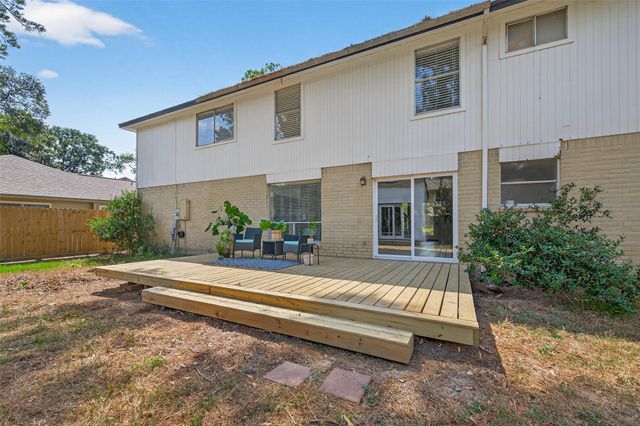 56 N Morningwood Court, Spring, TX 77380