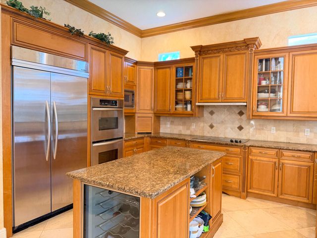 7140 NW 126th Terrace, Parkland, FL 33076