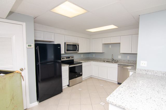 1041 Harold Dr, Nashville, TN 37217
