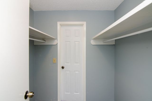 1041 Harold Dr, Nashville, TN 37217