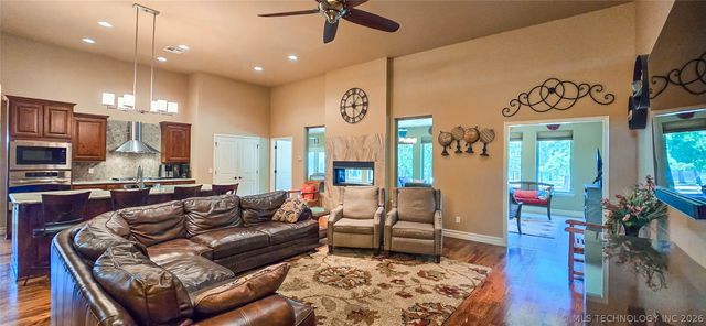 117620 S 4204 Road, Eufaula, OK 74432