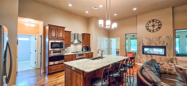 117620 S 4204 Road, Eufaula, OK 74432
