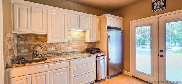 117620 S 4204 Road, Eufaula, OK 74432