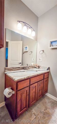 117620 S 4204 Road, Eufaula, OK 74432