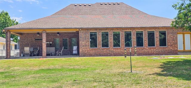 117620 S 4204 Road, Eufaula, OK 74432