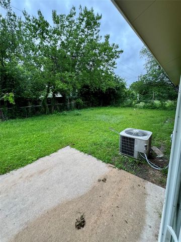 1205 Ramble Creek DR, Pflugerville, TX 78660