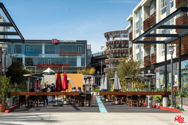 6400 Crescent Parkway 414, Los Angeles, CA 90094