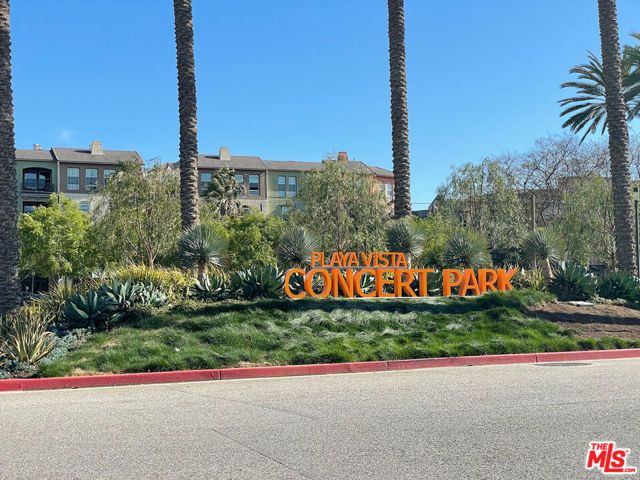 6400 Crescent Parkway 414, Los Angeles, CA 90094
