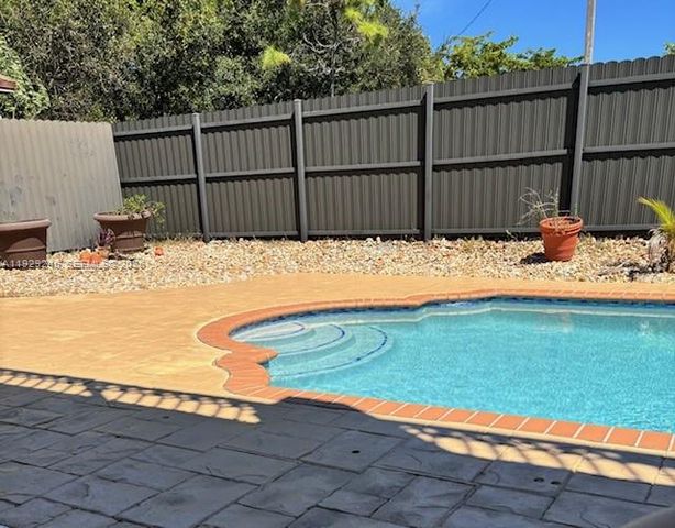 20051 SW 128th Ct, Miami, FL 33177