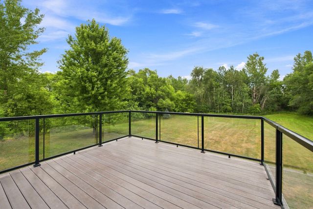 909 Winsome Way NE, Isanti, MN 55040