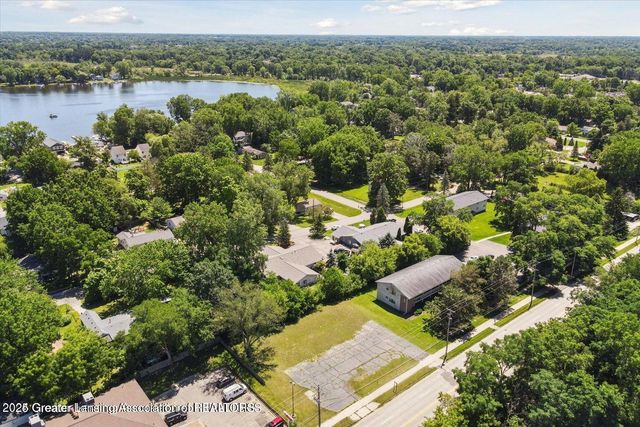 5906 Marsh Road, Haslett, MI 48840