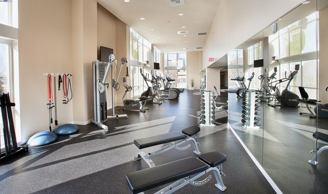 222 Broadway 602, Oakland, CA 94607