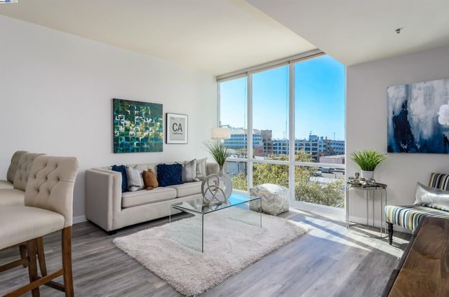 222 Broadway 602, Oakland, CA 94607