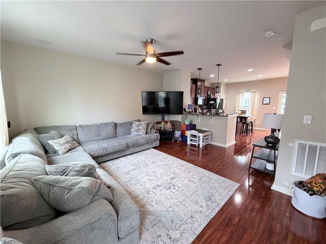 606 Muddy Creek RD, Chesapeake, VA 23324