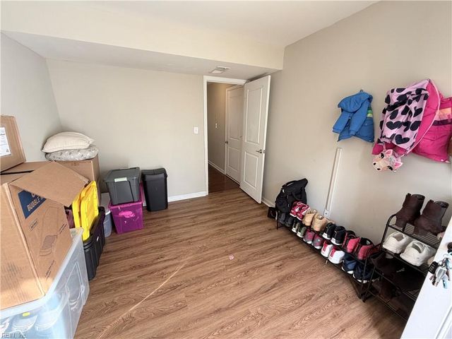 606 Muddy Creek RD, Chesapeake, VA 23324