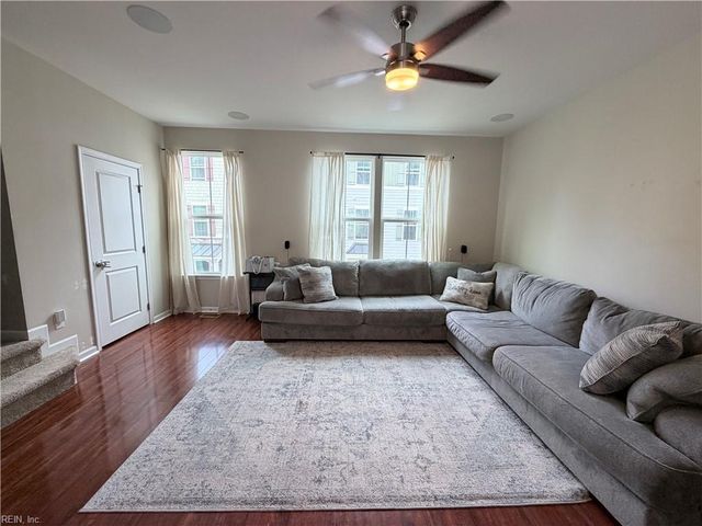 606 Muddy Creek RD, Chesapeake, VA 23324