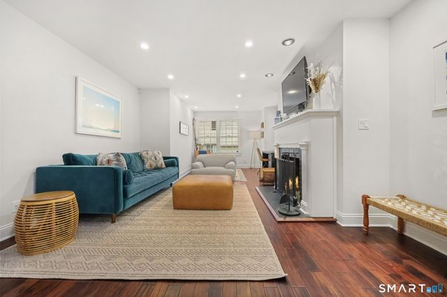 5 McAllister Avenue, Norwalk, CT 06854