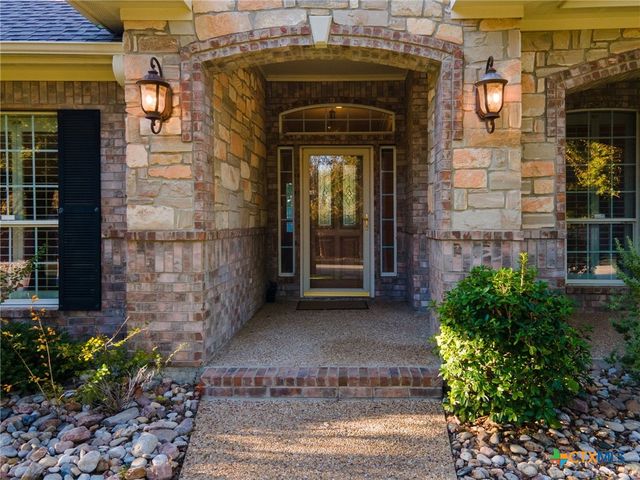 5932 Fawn Meadows Drive, Temple, TX 76502