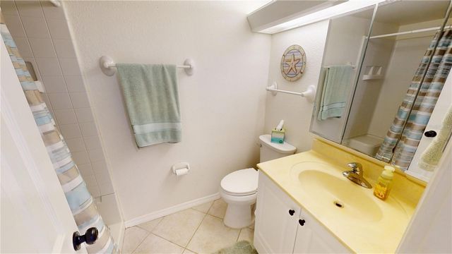 311 GARVIN STREET 401C, Punta Gorda, FL 33950