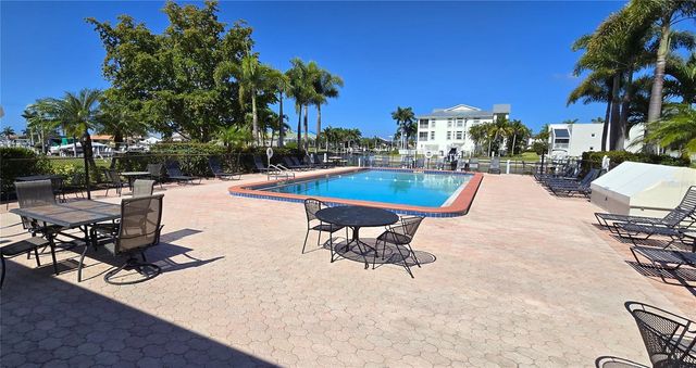 311 GARVIN STREET 401C, Punta Gorda, FL 33950
