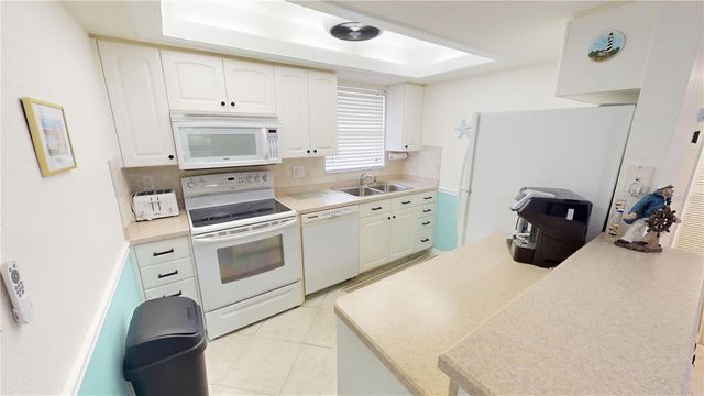 311 GARVIN STREET 401C, Punta Gorda, FL 33950