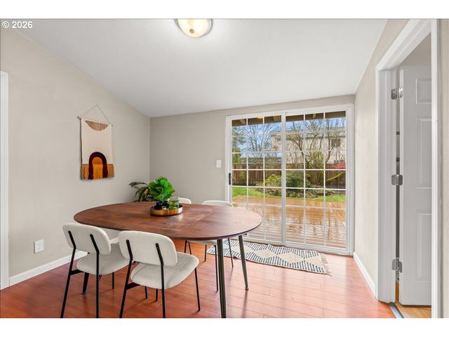 5916 Se KNAPP St, Portland, OR 97206