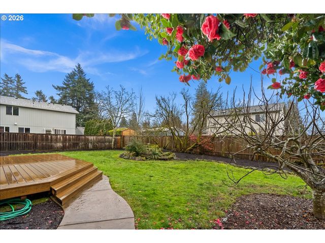 5916 Se KNAPP St, Portland, OR 97206