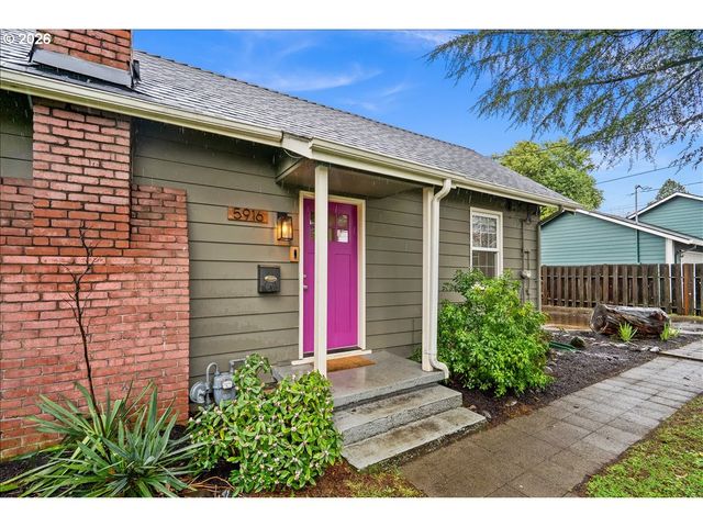 5916 Se KNAPP St, Portland, OR 97206
