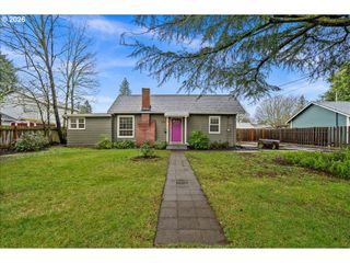 5916 Se KNAPP St, Portland, OR 97206