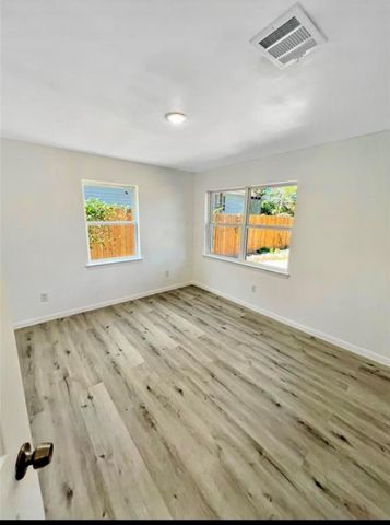 408 Commanche Road, Conroe, TX 77316