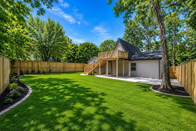408 Commanche Road, Conroe, TX 77316