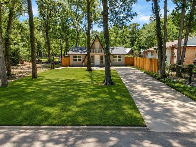 408 Commanche Road, Conroe, TX 77316