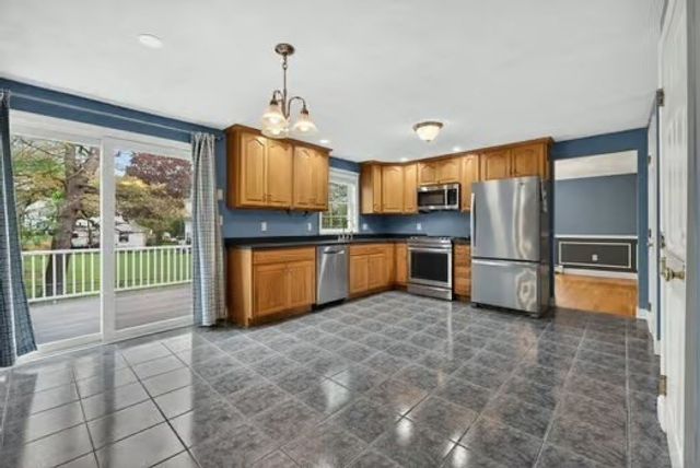 55 Naples Rd, Haverhill, MA 01832