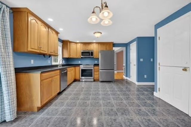 55 Naples Rd, Haverhill, MA 01832