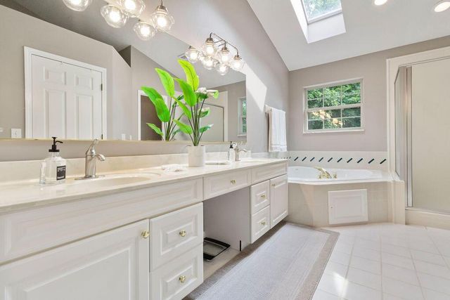 2116 Castlebrook Drive, Powell, OH 43065