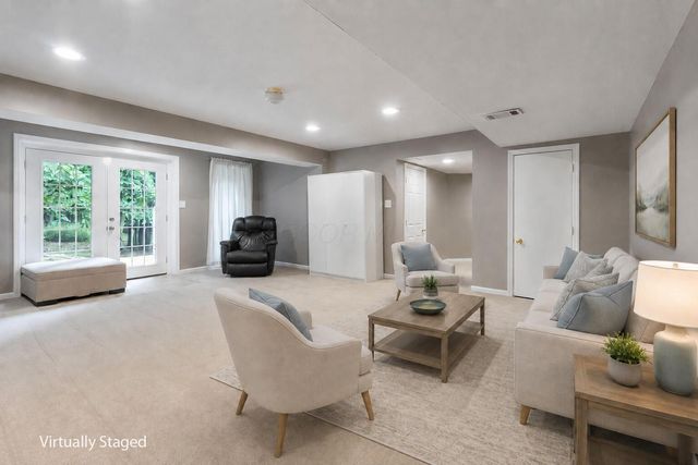 2116 Castlebrook Drive, Powell, OH 43065