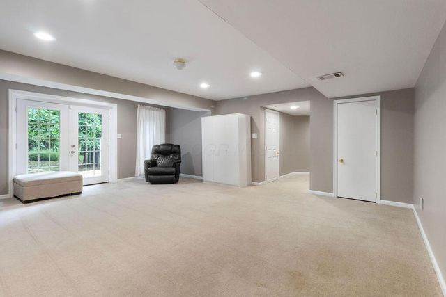 2116 Castlebrook Drive, Powell, OH 43065