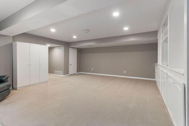 2116 Castlebrook Drive, Powell, OH 43065