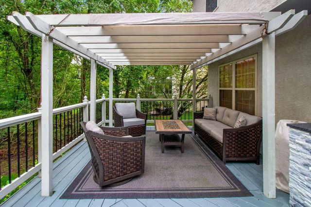 2116 Castlebrook Drive, Powell, OH 43065