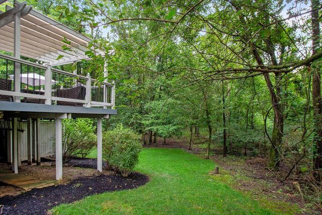 2116 Castlebrook Drive, Powell, OH 43065