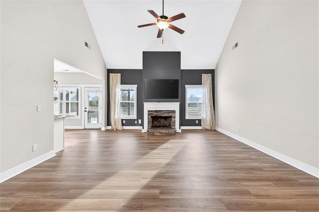 612 Quail Court, Good Hope, GA 30641