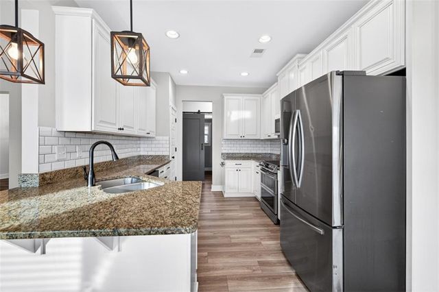 612 Quail Court, Good Hope, GA 30641