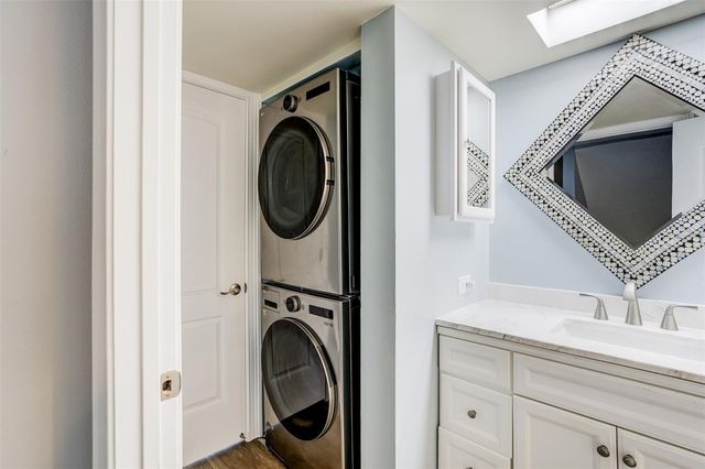 325 ISLAND WAY 109, Clearwater Beach, FL 33767