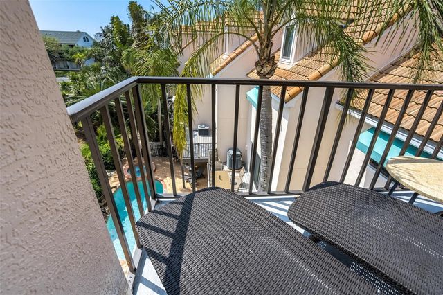 325 ISLAND WAY 109, Clearwater Beach, FL 33767