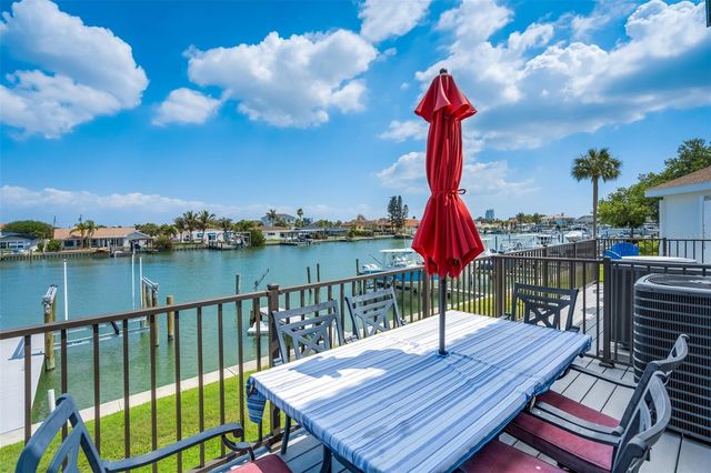 325 ISLAND WAY 109, Clearwater Beach, FL 33767