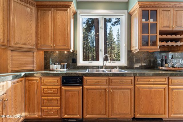 355 Blue Spruce Road, Reno, NV 89511